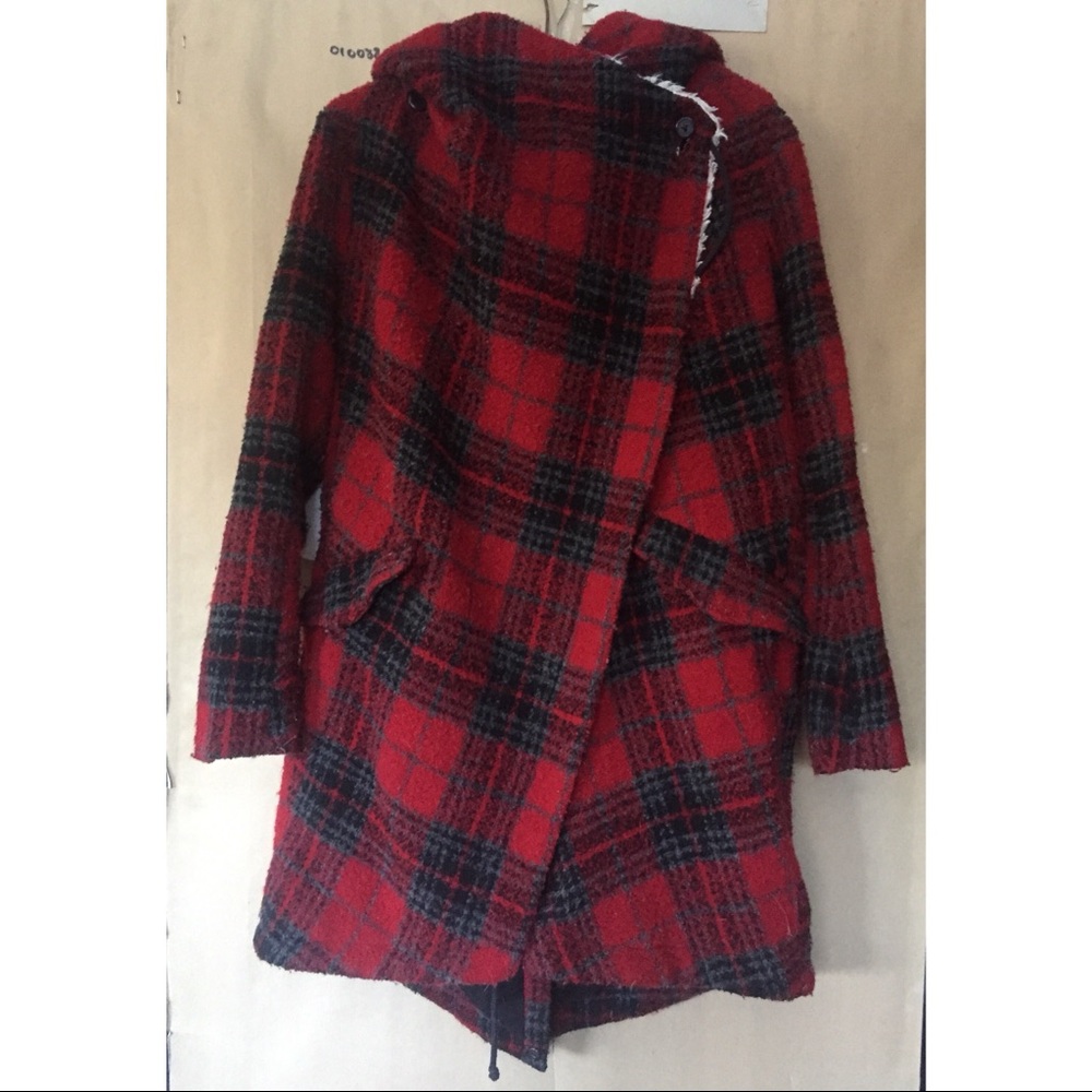 Asymmetrical coat - Picture 4 of 8